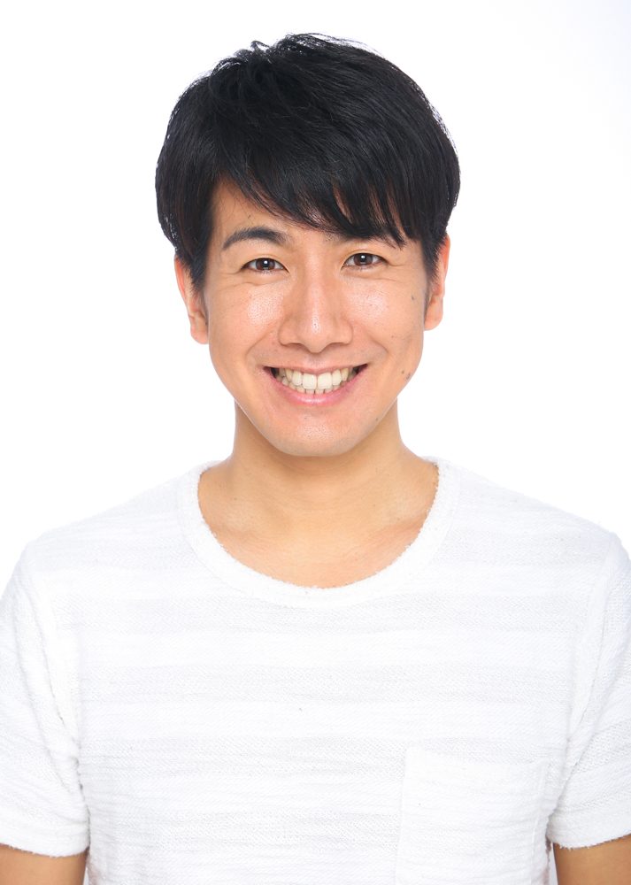 藤井亮輔 正面の宣材写真